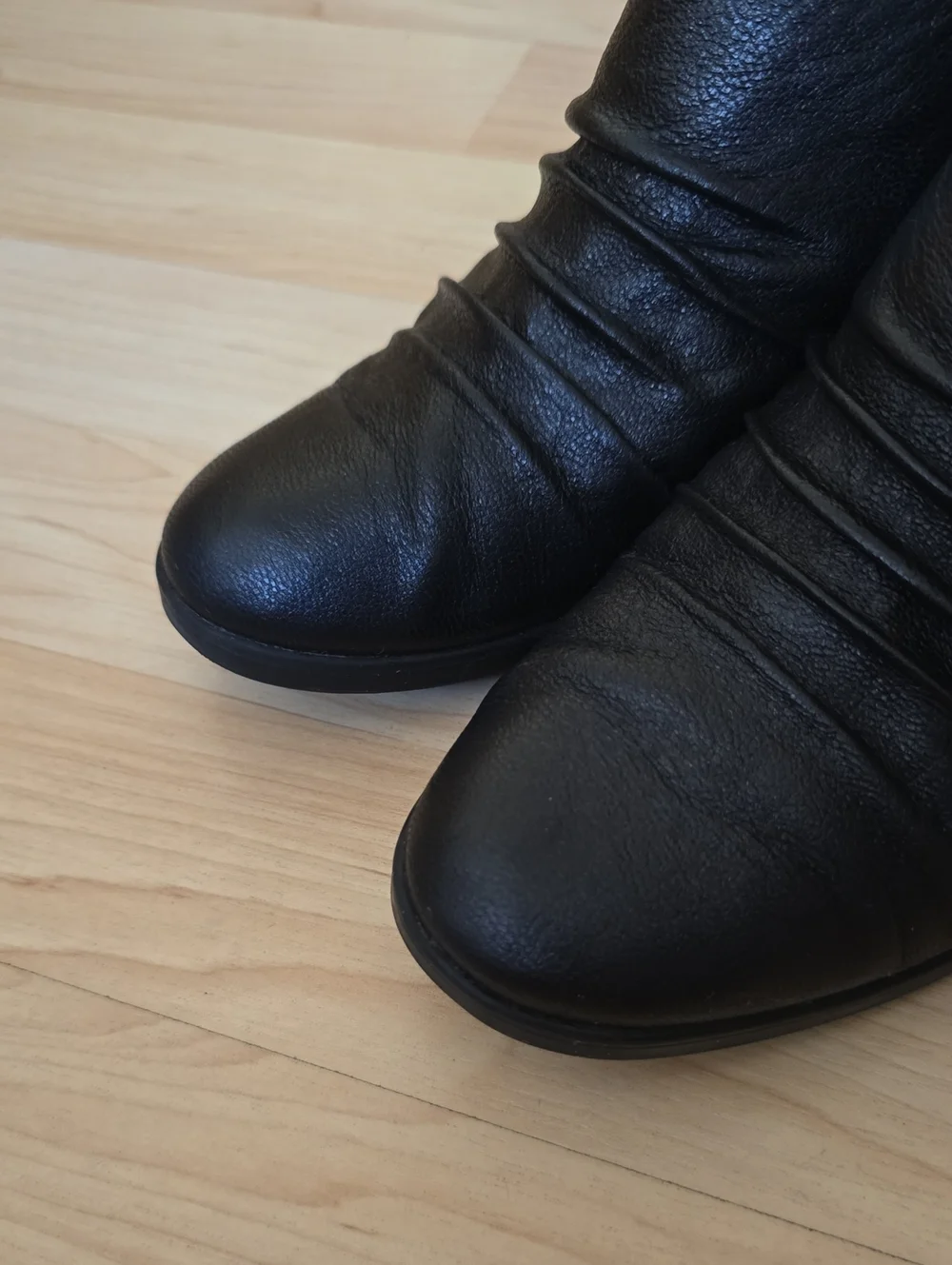 Clarks Women's Emily2 Cove Black Leather Block Heels Size 8.5